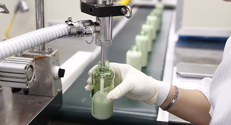 Beauty in Motion: How Brands Are Navigating Global Supply Challenges