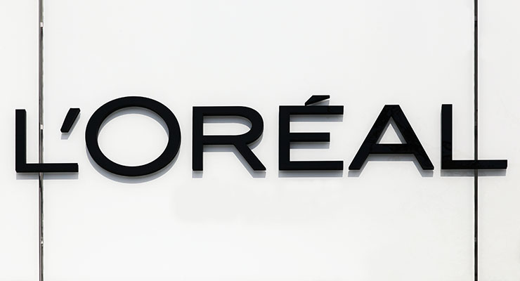 L’Oréal Patents Curling Mascara Composition with Tannic Acid