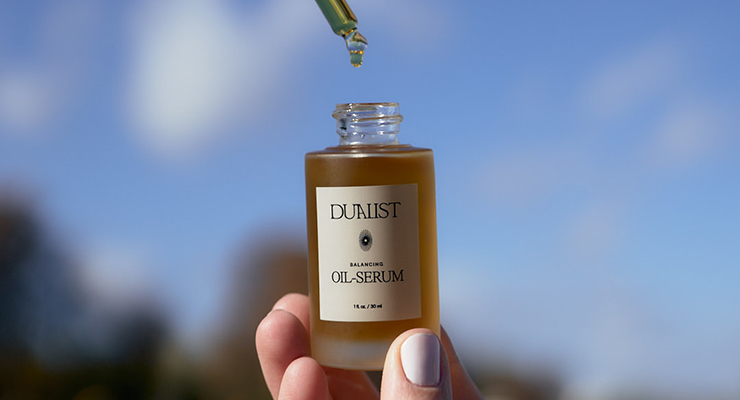 Dualist's Oil-Serum Hybrid Delivers Skin-Strengthening and